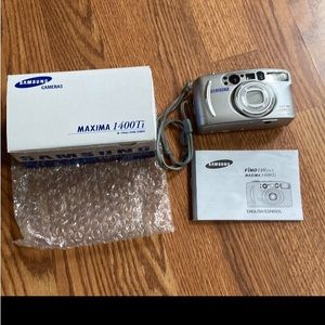 Samsung Maxima  1400 TI  Quartz Date QD 35mm Film Camera